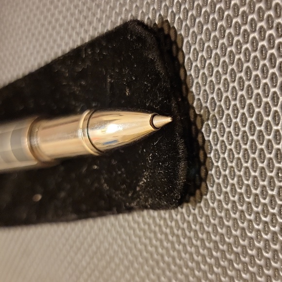 Montblanc Meisterstruck Matte Black Silver - Picture 3 of 5